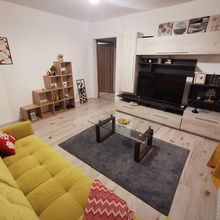 Apartament Downtown Apartment Клуж-Напока Екстериор снимка