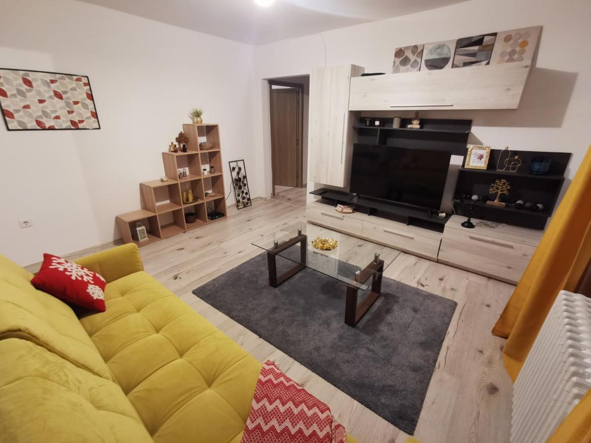 Apartament Downtown Apartment Клуж-Напока Екстериор снимка